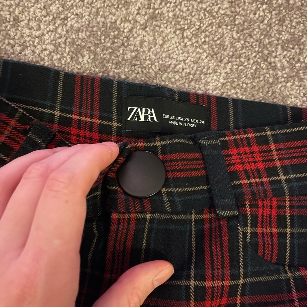 Zara pants - Picture 2 of 4